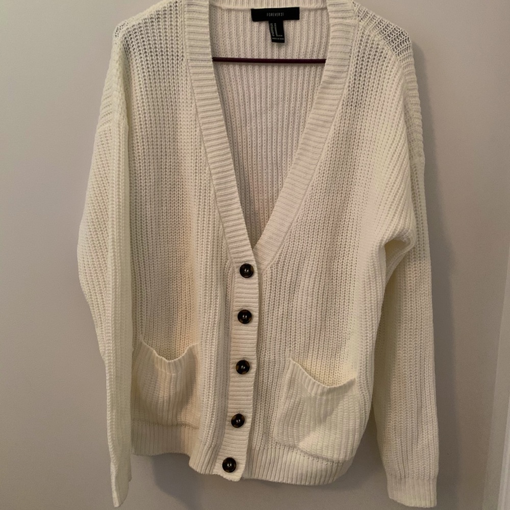 White knit cardigan